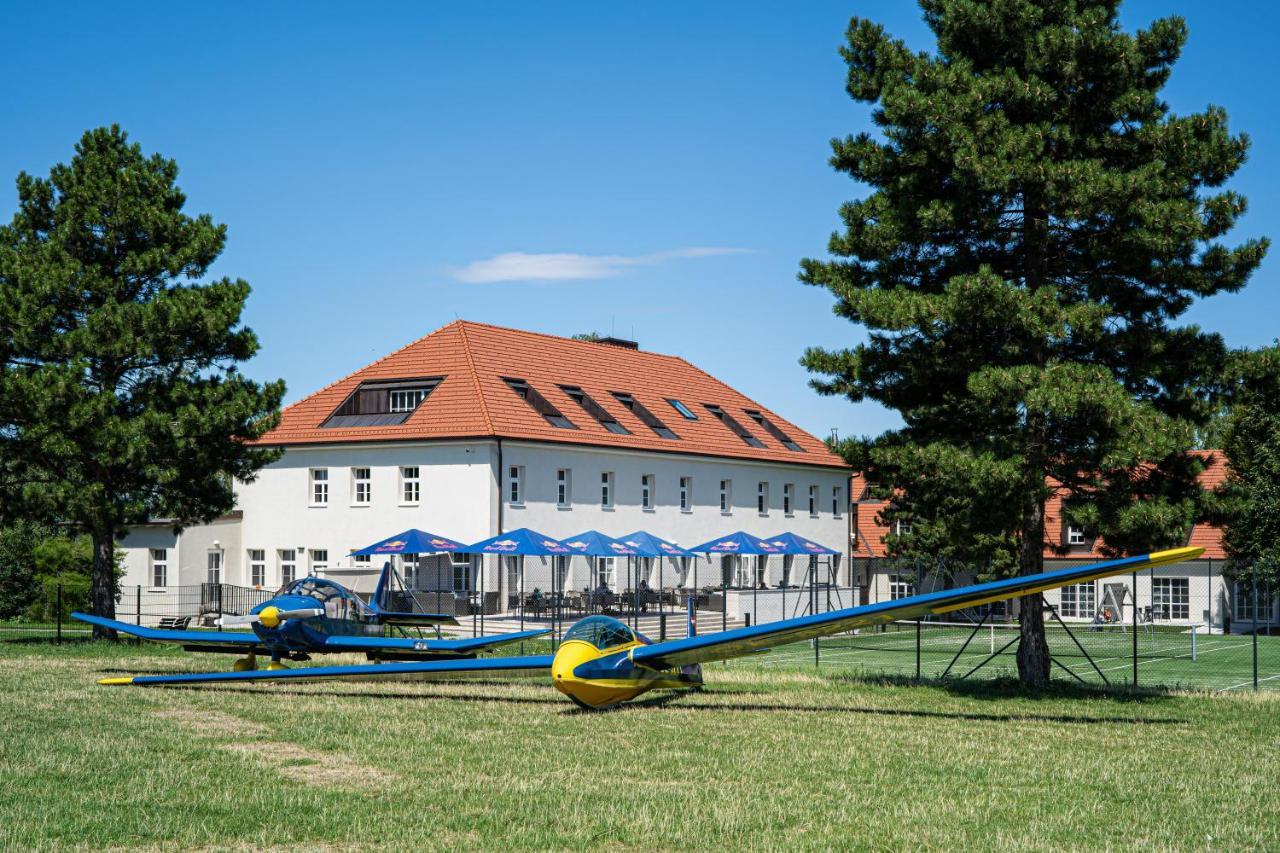Hotel Spitzerberg By B-Smart Hundsheim Kültér fotó